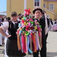 Banaterdeutsches Trachtenfest mit Kirchweihfesten in Hellburg und Lippa