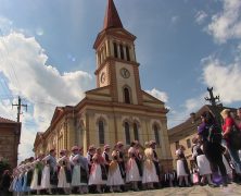 Kirchweih und banatschwäbisches Trachtenfest in Lippa